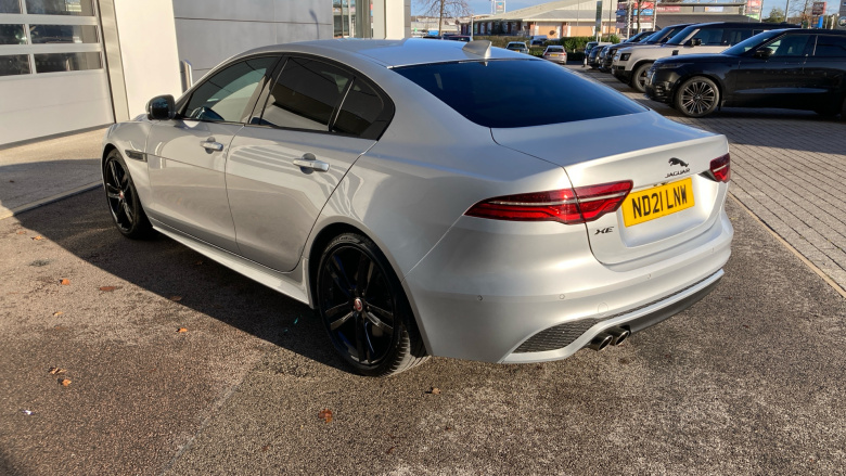 Jaguar XE 2.0 D200 R-Dynamic SE 4dr Auto Diesel Saloon